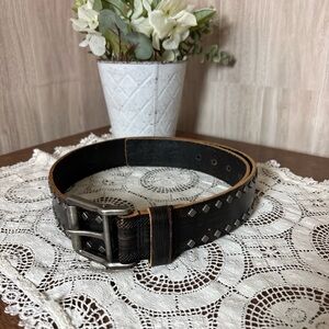 Calvin Klein Vintage Men's Brown Rustic Leather Belt with Silver Buckle Western